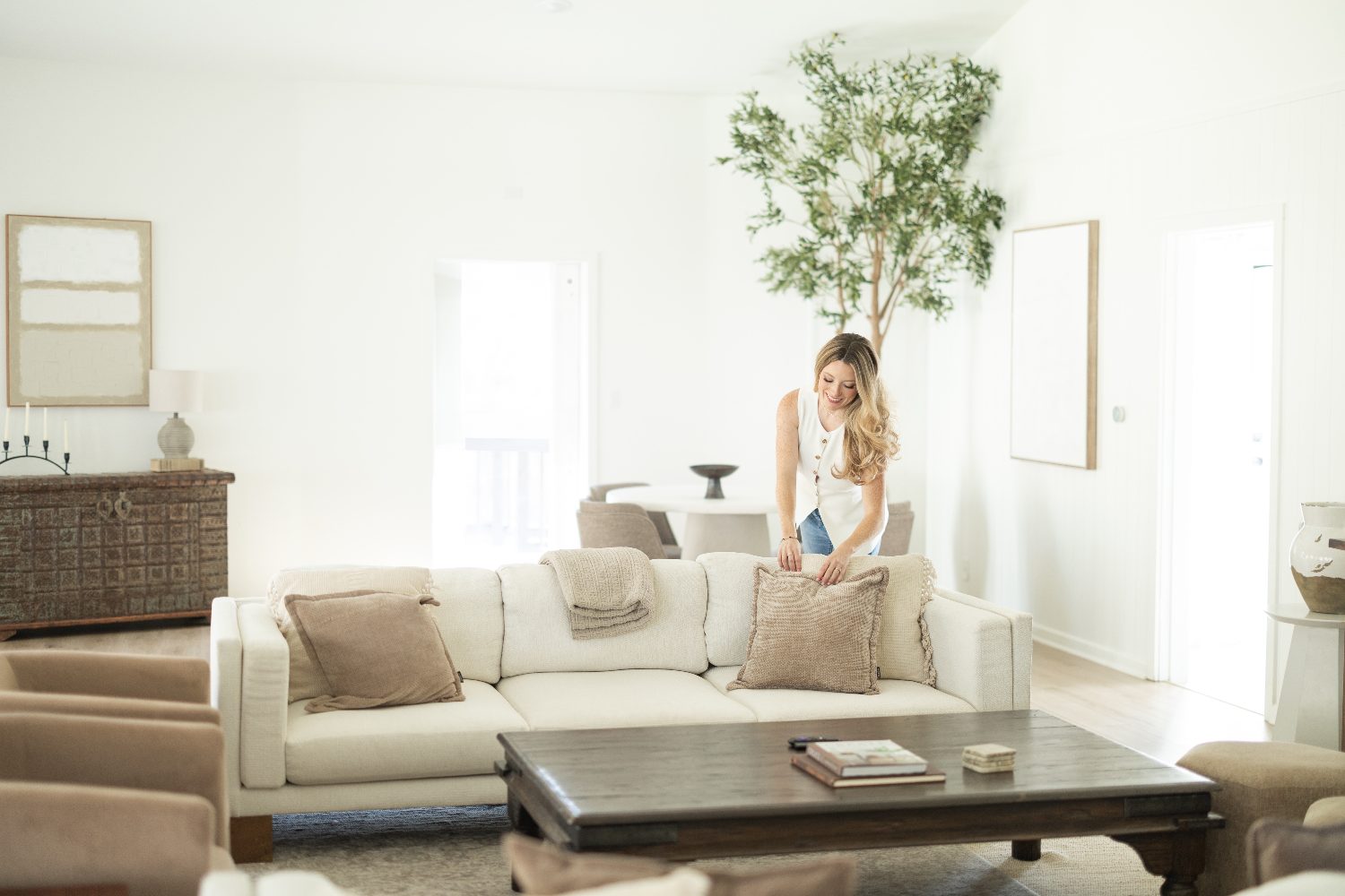 Agent styling a living room